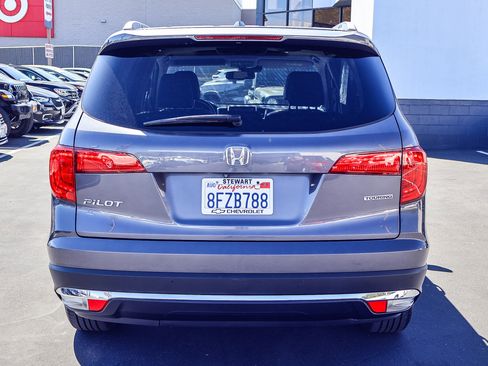 Used 2018 Honda Pilot Touring image 23
