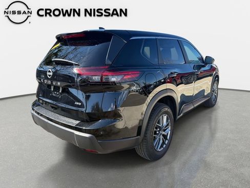 Certified 2024 Nissan Rogue S image 36