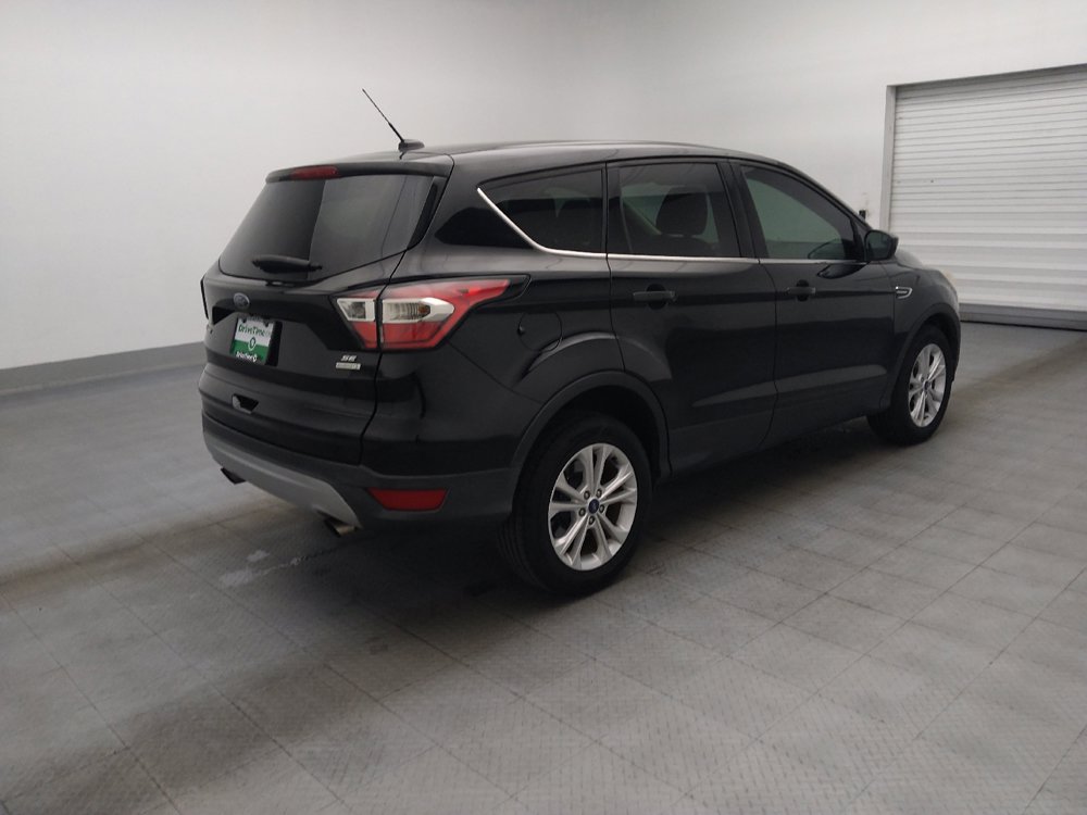 Used 2017 Ford Escape SE FWD image 10