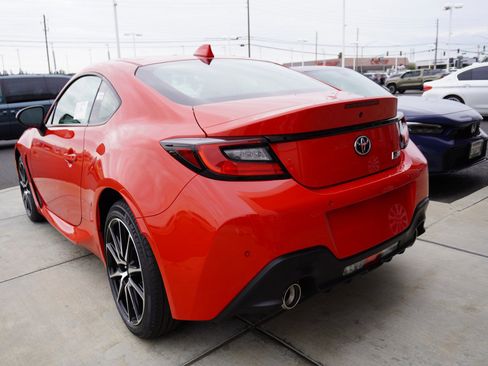 New 2026 Toyota GR86 RWD image 8