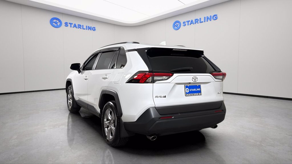 Used 2025 Toyota RAV4 XLE w/ Convenience Package FWD image 6