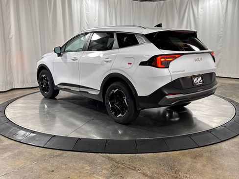 New 2026 Kia Sportage EX AWD/4WD image 11