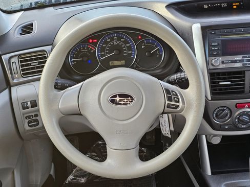 Used 2011 Subaru Forester 2.5X w/ Alloy Wheel Value Pkg image 18