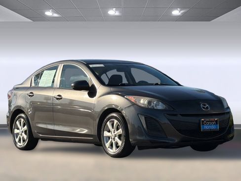 Used 2010 MAZDA MAZDA3 i Touring image 6