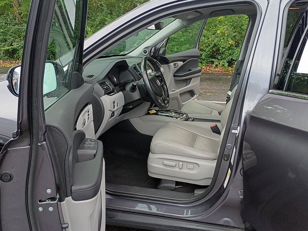 Used 2021 Honda Pilot Elite image 11