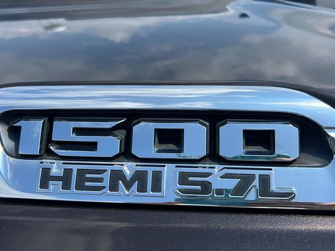 Used 2019 RAM 1500 Limited AWD/4WD image 9