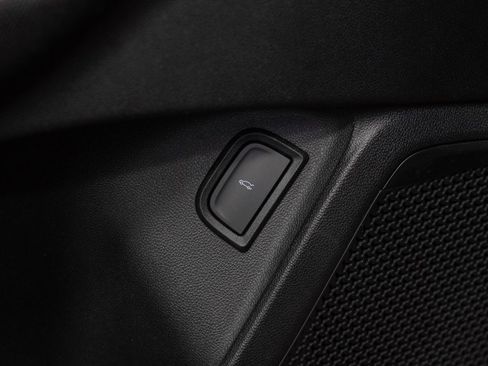 Used 2024 Chevrolet Blazer EV RS image 45