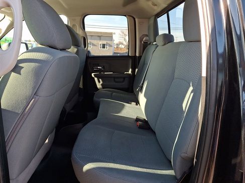 Used 2018 RAM 1500 Classic SLT image 10