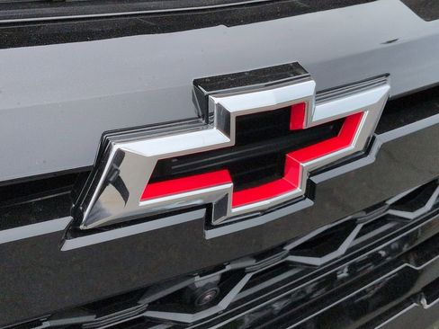 New 2026 Chevrolet Colorado ZR2 w/ Technology Package AWD/4WD image 33