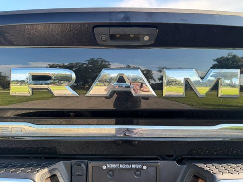 Used 2017 RAM 1500 Limited AWD/4WD image 36
