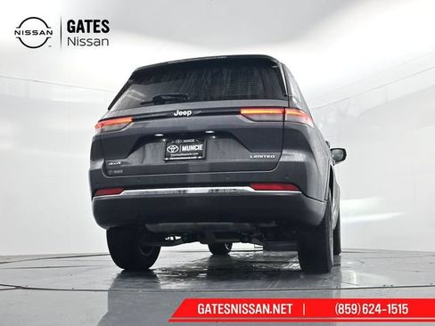 Used 2024 Jeep Grand Cherokee Limited w/ Trailer Tow Package AWD/4WD image 55