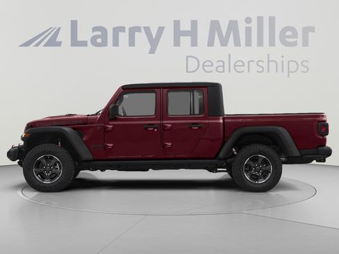 Used 2021 Jeep Gladiator Rubicon AWD/4WD image 3