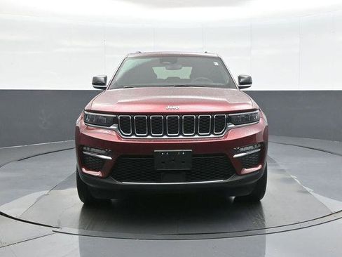 Used 2024 Jeep Grand Cherokee Limited AWD/4WD image 2