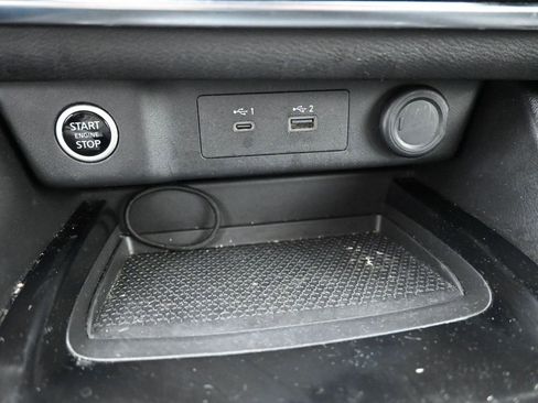 Used 2023 Nissan Rogue SV image 27