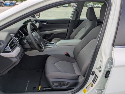 Certified 2023 Toyota Camry LE FWD image 10
