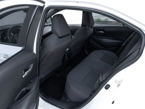 Used 2020 Toyota Corolla SE w/ SE Premium Package FWD image 31
