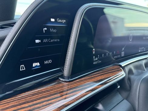 Certified 2021 Cadillac Escalade ESV Premium Luxury image 14