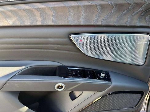 New 2025 Maserati Grecale GT image 36