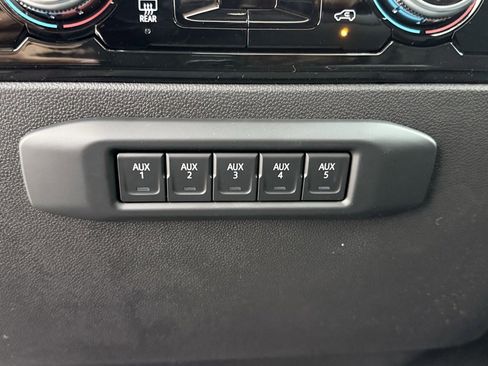 New 2026 GMC Sierra 3500 SLE image 22