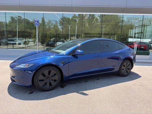 Used 2024 Tesla Model 3 Long Range AWD/4WD image 11