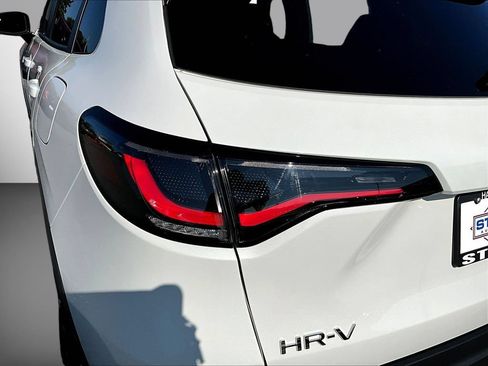 Used 2025 Honda HR-V Sport image 24