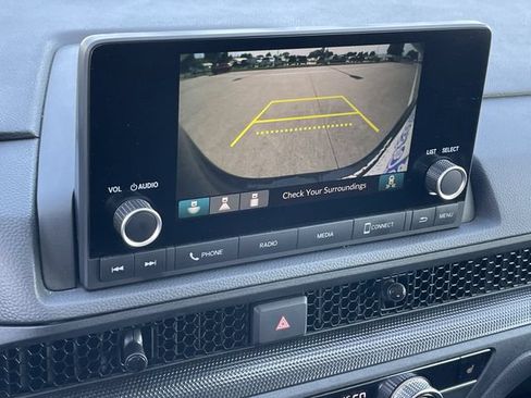 Used 2025 Honda CR-V EX image 17