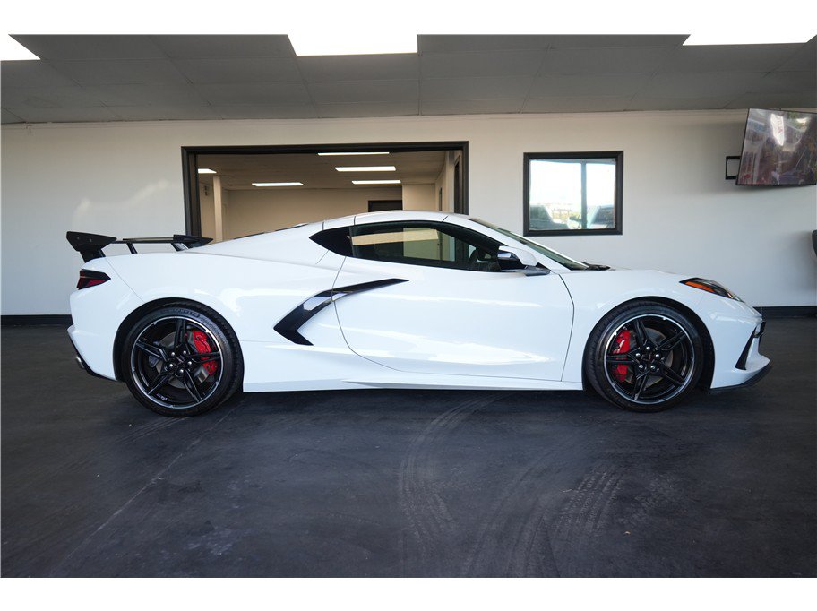 Used 2022 Chevrolet Corvette Stingray Preferred Cpe w/ Z51 Performance Package RWD image 7