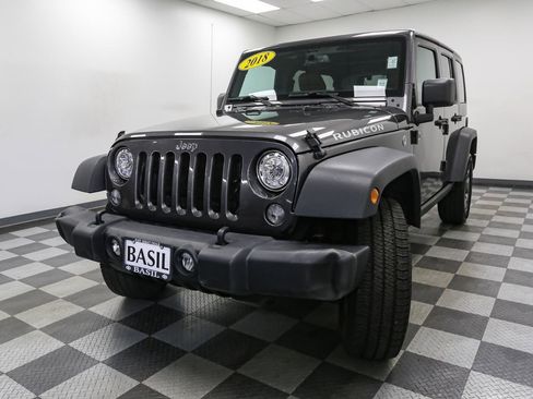 Used 2018 Jeep Wrangler Unlimited Rubicon w/ Dual Top Group image 4