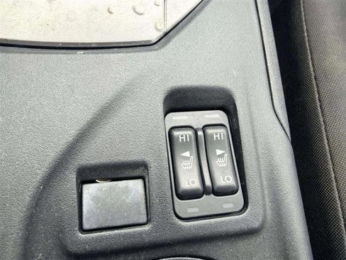 Used 2018 Subaru Impreza 2.0i Premium AWD/4WD image 34