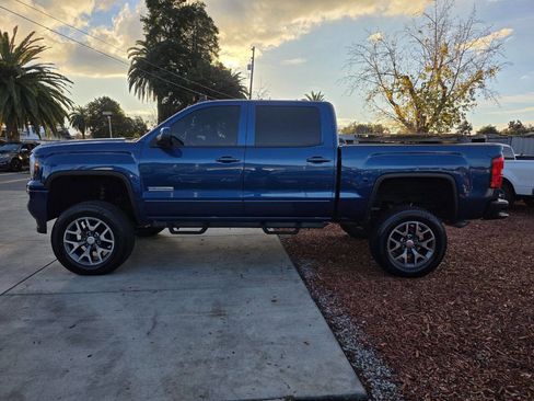 Used 2018 GMC Sierra 1500 SLE w/ SLE Value Package image 8