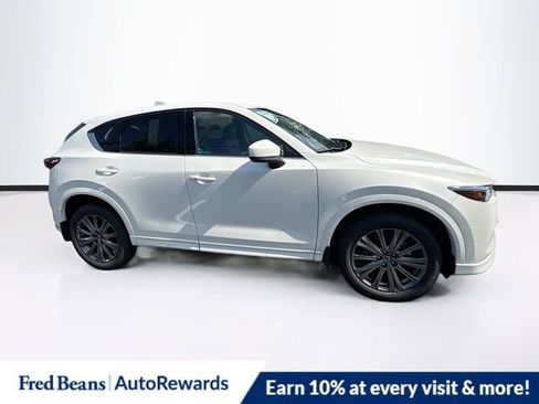New 2025 MAZDA CX-5 Signature image 8