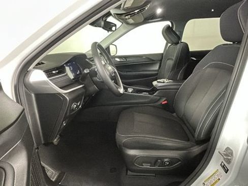 Used 2023 Jeep Grand Cherokee L Laredo w/ Luxury Tech Group I AWD/4WD image 11