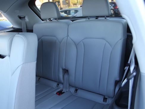 Used 2017 Audi Q7 3.0T Premium Plus AWD/4WD image 28