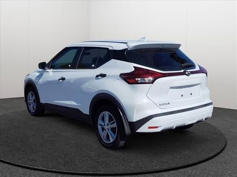 Used 2022 Nissan Kicks S w/ Interior Electronics Package image 4