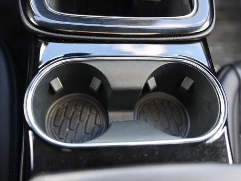 Used 2022 Lincoln Nautilus Reserve image 30