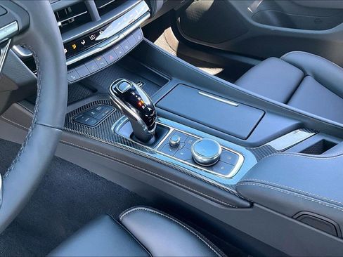 New 2026 Cadillac CT5 V image 10