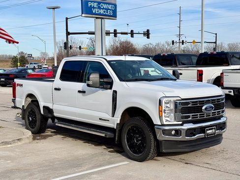 Used 2023 Ford F250 XLT w/ FX4 Off-Road Package image 6