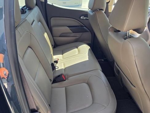 Used 2017 GMC Canyon SLT RWD image 16