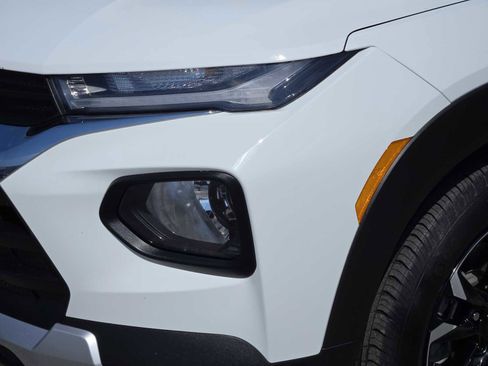 Certified 2023 Chevrolet TrailBlazer LT FWD image 9