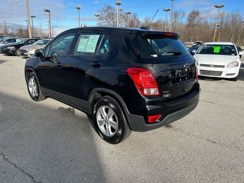 Used 2020 Chevrolet Trax LS image 5