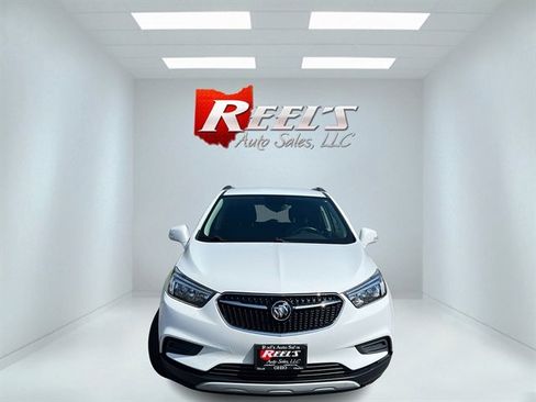 Used 2017 Buick Encore Preferred FWD image 2