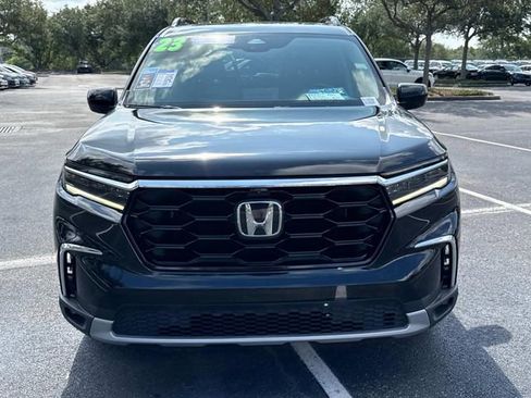 Certified 2023 Honda Pilot Elite image 8