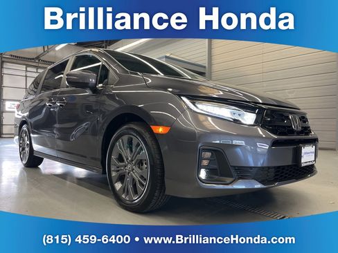 Used 2025 Honda Odyssey Touring image 1