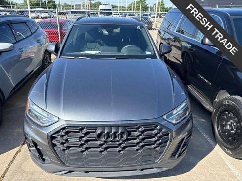 Used 2024 Audi Q5 2.0T Premium w/ Summer of Audi Package AWD/4WD image 3