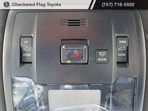 Used 2023 Lexus UX 250h F Sport image 10