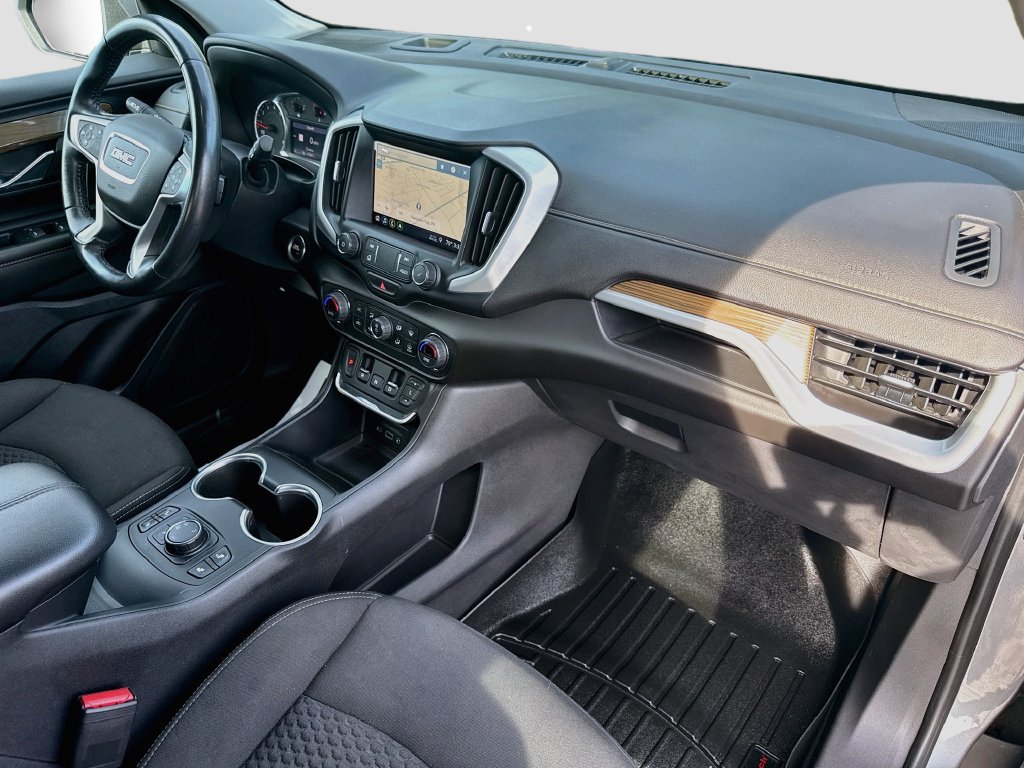 Certified 2020 GMC Terrain SLE w/ Driver Convenience Package AWD/4WD image 33