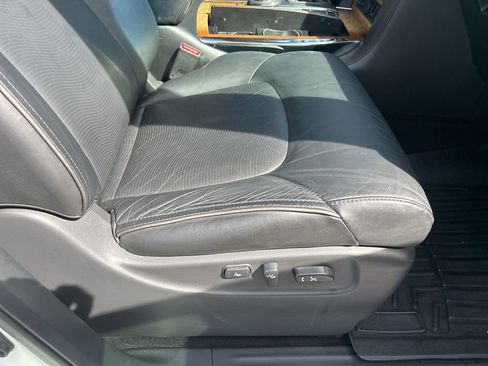 Used 2012 INFINITI QX56 4WD w/ Theater Pkg image 45