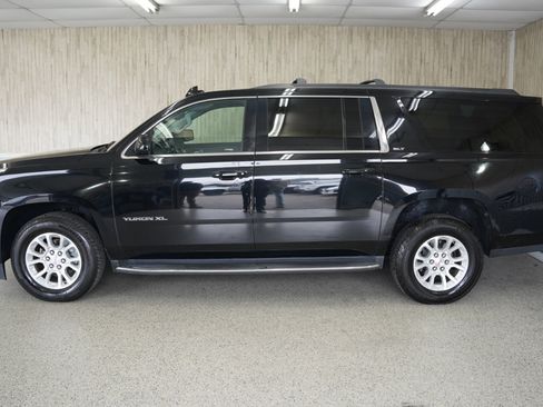 Used 2019 GMC Yukon XL SLT image 5