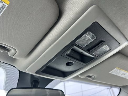 Used 2017 RAM 2500 Tradesman w/ Chrome Appearance Group image 23