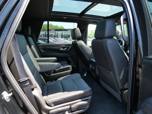 Used 2021 Chevrolet Tahoe Z71 w/ Z71 Signature Package AWD/4WD image 10